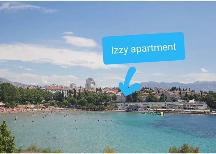 Izzy Apartment